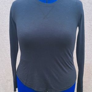 NWOT Abercrombie & Fitch Long Sleeve Tee, Small